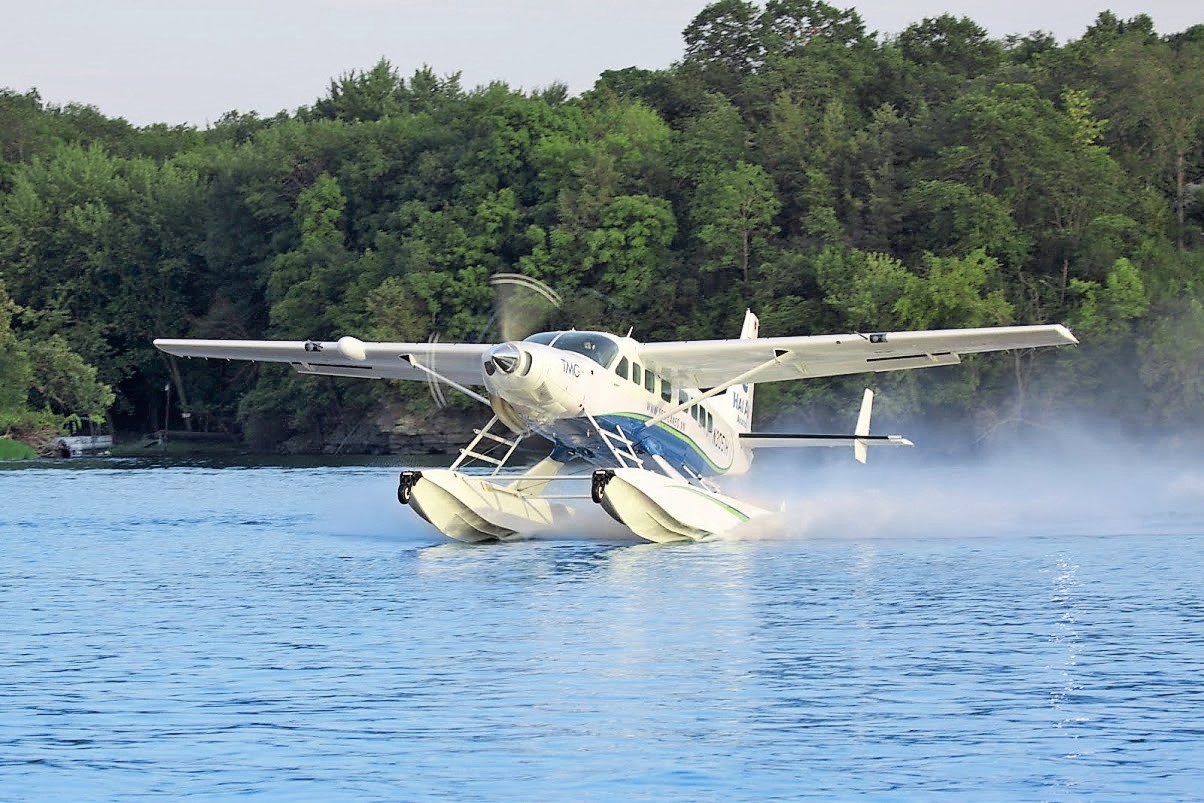 Du Lịch Thuỷ Phi Cơ Hạ Long, Thuỷ Phi Cơ Hạ Long, tour bay Thuỷ phi cơ uy tín, Vietnam Seaplane Travel, Du lịch Thuỷ Phi Cơ